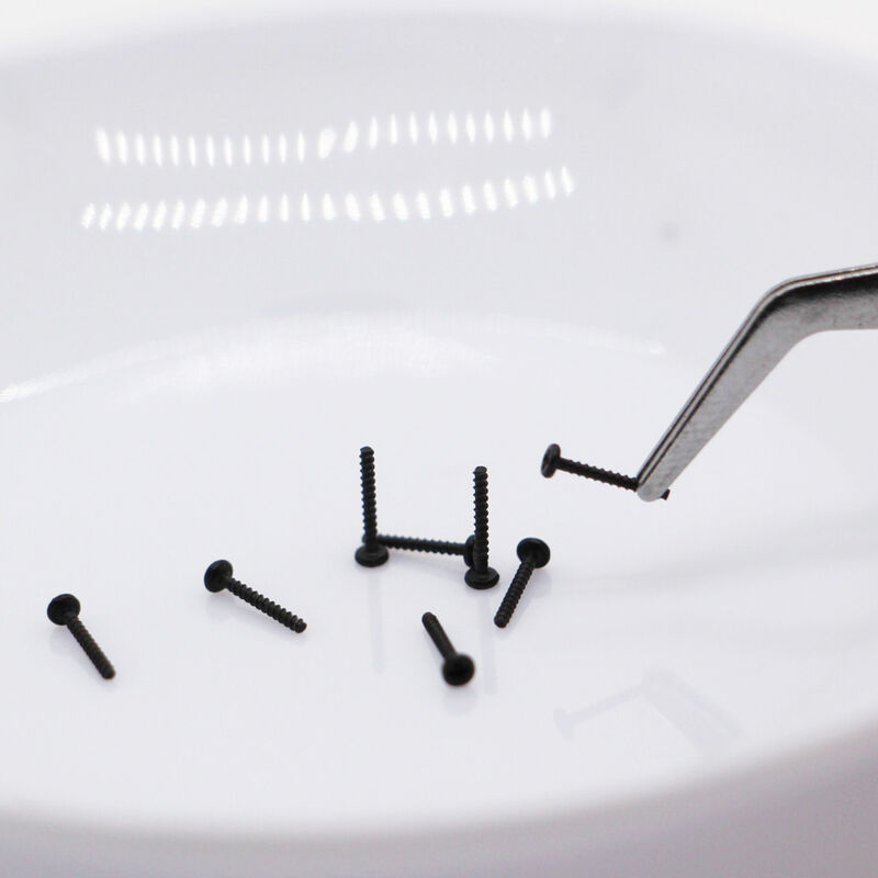 নিকেল প্লাস্টিক জিংক প্লাস্টিক ব্ল্যাক অক্সাইড মাইক্রো স্ক্রু শিল্প প্রয়োগের জন্য সুনির্দিষ্ট স্ব-ট্যাপিং স্ক্রু